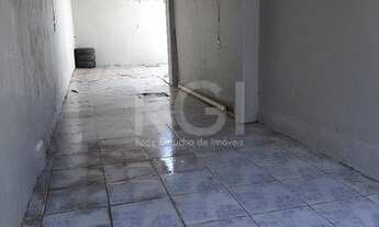 Imagem 2: ![CDATA[Casa para Venda - 200m², 4 dormitórios, sendo 1 suites, 3 vagas - Partenon]]