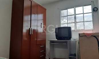 Imagem 7: ![CDATA[Casa para Venda - 200m², 4 dormitórios, sendo 1 suites, 3 vagas - Partenon]]