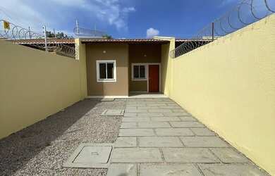 Imagem 2: CASA A VENDA EM MARACANAU