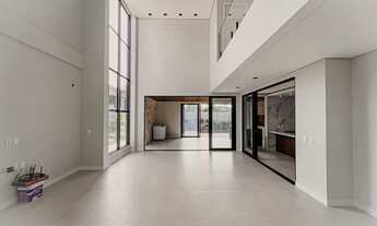 Imagem 2: Casa a venda no Alphaville Ceara 1 com uma fachada moderna e inovadora