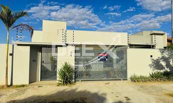 Imagem: Casa Disponível para Venda no Bairro Jardim