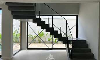 Imagem 5: Casa Duplex de Alto Padrão a Venda no Cond. Alphaville em Araçagy - 3 Suítes