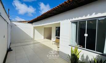 Imagem 2: Excelente Casa a Venda no Anil - 4 quartos - Nascente - Ventilada -Amplo quintal