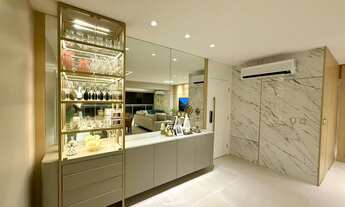 Imagem 7: Vende-se Apartamento de Alto Padrão em Altos do Calhau - 3 Suítes - Nascente