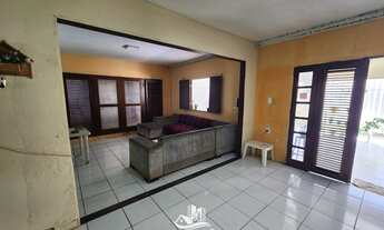 Imagem 5: Oportunidade - Casa à Venda no Parque Sabiá - 3 quartos - Amplo Quintal