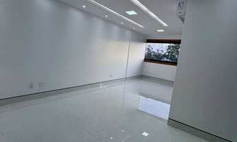 Imagem 2: Vende-se Excelente Apartamento no Ed. Porto Ravena - Ponta do Farol - 3 quartos