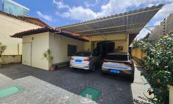 Imagem 2: Vende-se Excelente Casa em Ponta do Farol - 5 quartos - Espaço gourmet - Piscina