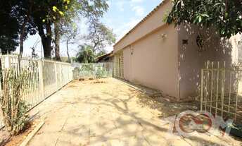 Imagem 4: SHIGS 713 BL B - ESQUINA - PRÓXIMA AO SUPERMERCADO - NASCENTE - AMPLA - ÓTIMO LOCAL