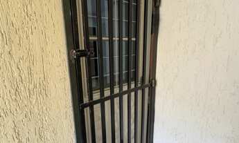 Imagem 4: QR 02 CONJUNTO B CASA 66 DE FUNDOS ENTRADA LATERAL COM GARAGEM - CANDANGOLANDIA - OTIMO LO