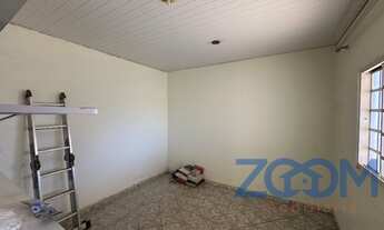 Imagem 4: RUA 10 - CASA TERREA 80m2 - 3 QUARTOS SENDO 1 SUITE - AMPLO TERRENO DE 800m2 PLANO - OPORT