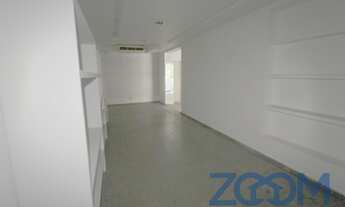 Imagem 2: CLS 410 BLOCO A LOJA 105m2 - TÉRREA - SUBSOLO AMPLO - EXCELENTE LOCAL MOVIMENTADO - CONFIR