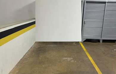 Imagem 3: RUA 36 LT 16 GARAGEM 53 - COBERTA - ED AQUAMARINE - OTIMO LOCAL - FRENTE A AVENIDA ARAUCÁR