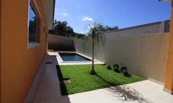 Imagem: Construção nova, condomínio fechado