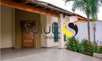 Imagem: RUA 8 / CASA COM 4 QUARTOS, CHURRASQUEIRA