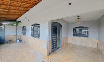 Imagem 2: QNP 16 PRÓXIMO AO P2 / 02 QUARTOS + CASA DE FUNDOS