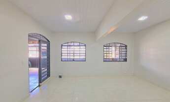 Imagem 4: QNP 16 PRÓXIMO AO P2 / 02 QUARTOS + CASA DE FUNDOS