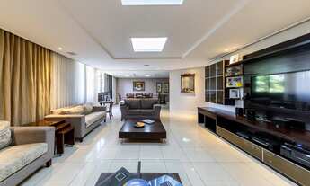 Imagem 3: SQS 104 5 QUARTOS 2 SUITES 2 VAGAS REFORMADO 235 M2 PRIVATIVOS VAZADO NASCENTE