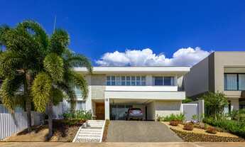 Imagem 3: CONDOMÍNIO DE ALTO LUXO E LAZER CASA DE 2 PAVIMENTOS PISCINA CHURRASQUEIRA