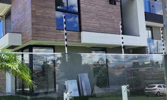 Imagem: SOBRADO RESIDENCIAL em CURITIBA - PR, BOA