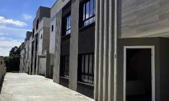 Imagem: SOBRADO RESIDENCIAL em CURITIBA - PR, Bom