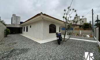 Imagem: Casa para locação no Centro de Camboriú-SC