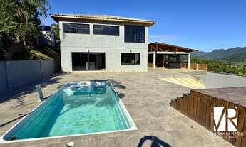 Imagem 3: Casa em chácara com 05 dormitórios a poucos quilômetros da cidade de Camboriú