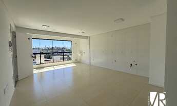 Imagem 4: Aluguel de apartamento de 2 quartos com suíte e garagem em Camboriú-SC, bairro Tabuleiro