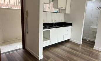 Imagem 3: Apartamento Térreo para locação no Centro de Camboriú-SC: 2 quartos, 2 salas, 1 vaga de ga