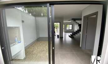 Imagem 4: Casa de Alto Padrão com 3 Suítes à Venda no Bairro Areias ? Camboriú | 166m²