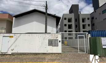 Imagem: Sobrado à Venda no Bairro Areias em Camboriú