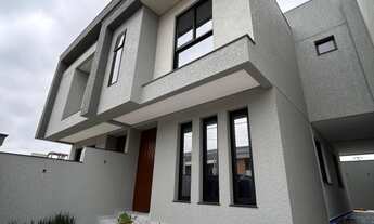 Imagem: Casa de Alto Padrão à Venda no Bairro