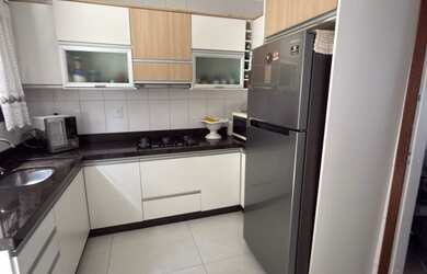 Imagem 6: Casa à Venda no Centro de Balneário Camboriú com 3 Dormitórios, Espaço Gourmet e Garagem