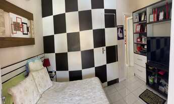 Imagem 2: 4 dormitórios na Rua Praia De Tubarão