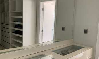 Imagem 5: 5 dormitórios, 4 suíte, 4 vagas na garagem, 412M² de Área Construída