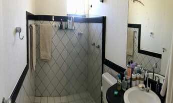 Imagem 7: 4 dormitórios na Rua Ana C B Dias