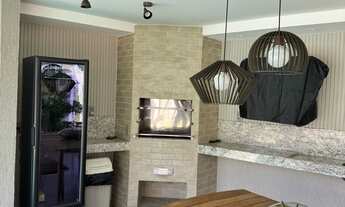 Imagem 2: 2 dormitórios na Rua Praia De Tubarão