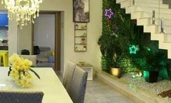 Imagem 6: 4 dormitórios na Rua Maria De Lourdes Brito