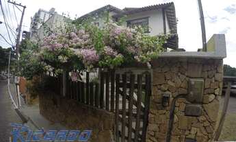 Imagem 2: Casa Duplex à Venda com 5 Quartos na Praia do Ribeiro em Vila Velha-ES