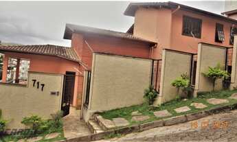 Imagem: Casa à Venda com 3 Quartos no Bairro Santo