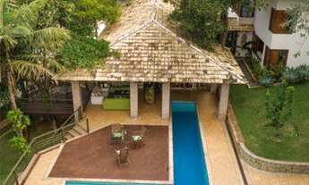 Imagem 2: Mansão em Condomínio Fechado à venda na Aldeia da Praia com 6 quartos - Guarapari ES