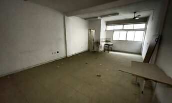 Imagem 5: Vendo prédio comercial com 108 salas e lojões bem no Centro de Campo Grande - Cariacica ES