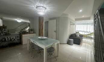 Imagem 7: 4 dormitórios, 2 suíte, 4 banheiro, 2 vagas na garagem, 230M² de Área Construída