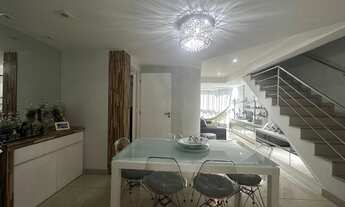 Imagem 4: 4 dormitórios, 2 suíte, 4 banheiro, 2 vagas na garagem, 230M² de Área Construída