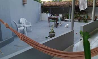 Imagem 3: 4 dormitórios, 1 suítes, 2 banheiro, 4 vagas na garagem, 290M² de Área Construída