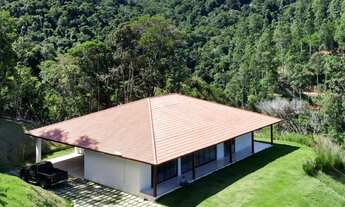 Imagem: 3 dormitórios, 1 suítes, 2 banheiro, 4