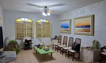 Imagem 7: Imperdível Casa à Venda em Guarapari-ES, Meaípe: 3 Quartos, 1 Suíte, 2 Salas, 3 Banheiros