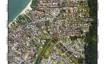 Imagem: TERRENO RESIDENCIAL em FLORIANÓPOLIS