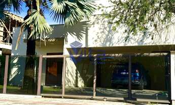 Imagem 4: Imperdível Casa de Luxo com 5 Quartos e 4 Suítes na Cachoeira do Bom Jesus, Florianópolis