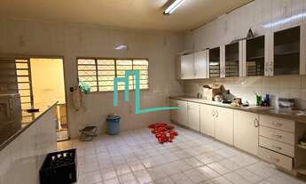 Imagem 4: Casa à venda em Franca-SP, bairro Santo Agostinho: 03 quartos, 1 suíte, 1 sala, 3 banheiro