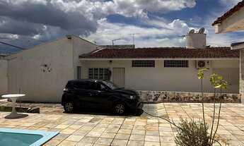Imagem 3: CASA Á VENDA NO PARQUE CASTELO COM 502 METROS DE TERRENO EM FRANCA/SP